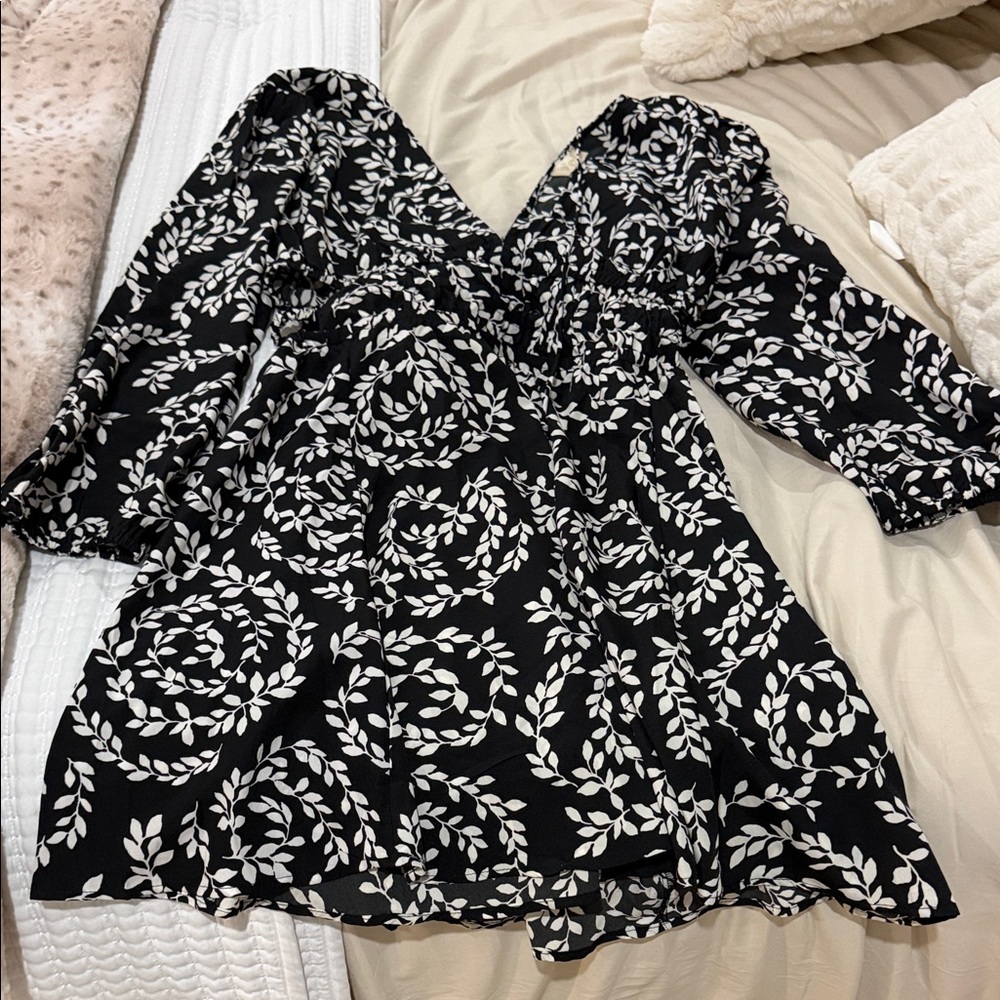 Black and White Long Sleeve Dress